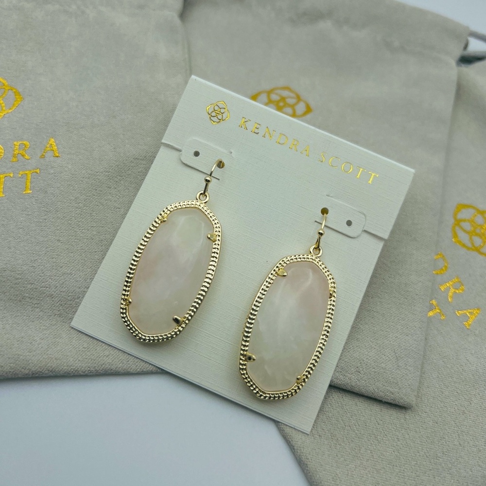 Kendra Scott Elle Ivory Quartz Drop Earrings in Gold